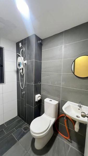 Kediaman Servis untuk Disewa di Traders Garden @ Cheras Selatan - Miko Lew - Bathroom - PropertyGuru.com.my