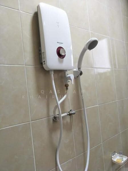 Apartment for Rent at Putra Impian - Qashah Khairul Shah - Bathroom - PropertyGuru.com.my