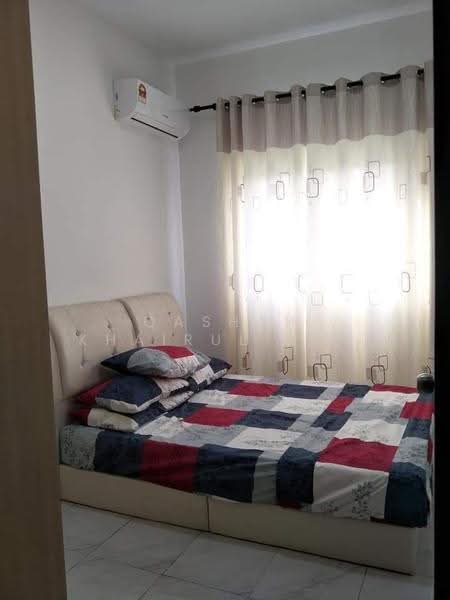Apartment for Rent at Putra Impian - Qashah Khairul Shah - Bedroom - PropertyGuru.com.my