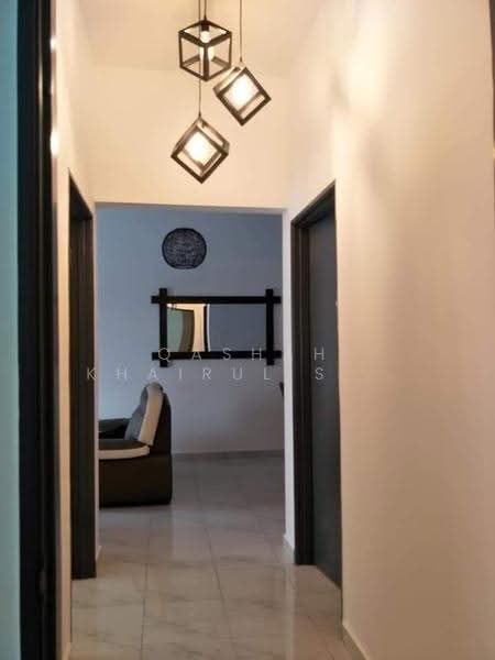 Apartment for Rent at Putra Impian - Qashah Khairul Shah - Corridor - PropertyGuru.com.my