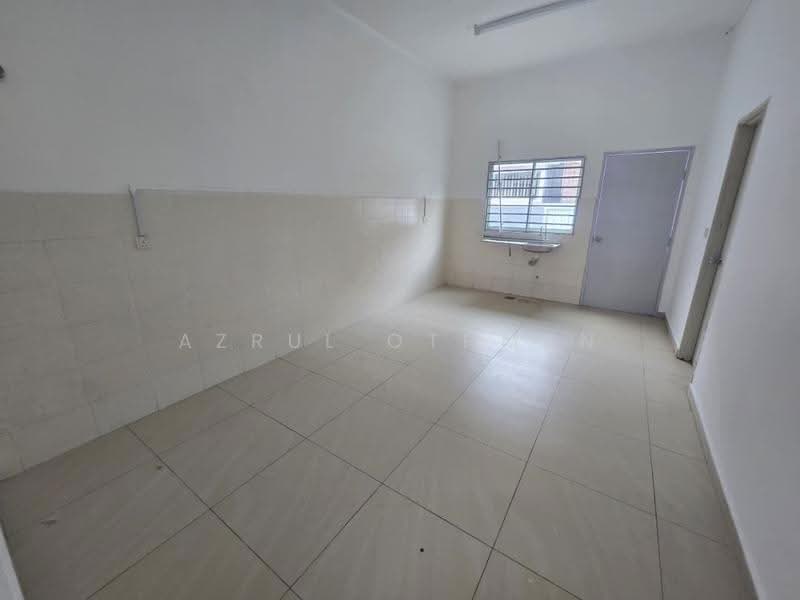 2-storey Terraced House for Sale in Taman Nusari Bayu (Bandar Sri Sendayan) - Azrul Othman - Interior - PropertyGuru.com.my