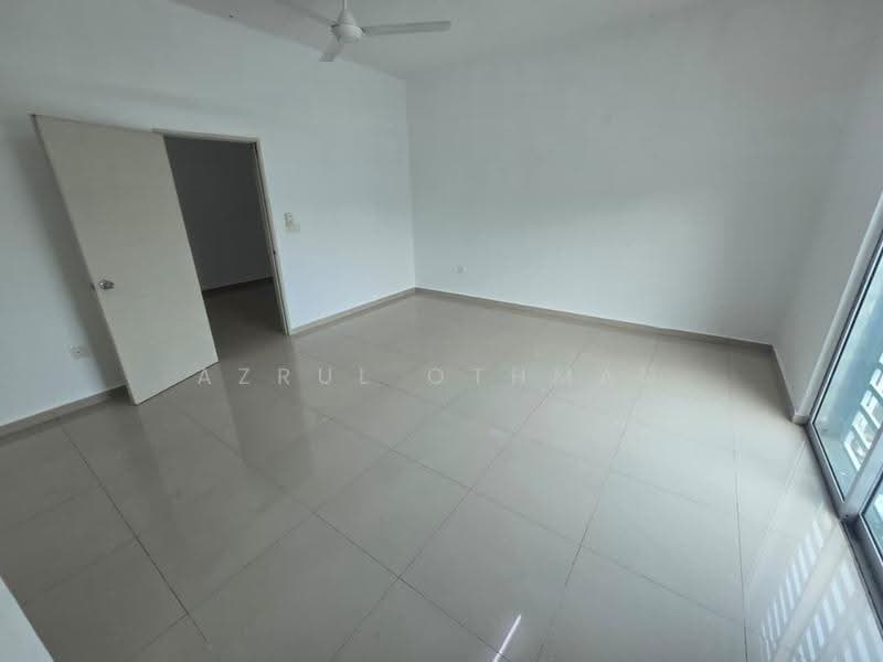 2-storey Terraced House for Sale in Taman Nusari Bayu (Bandar Sri Sendayan) - Azrul Othman - Interior - PropertyGuru.com.my