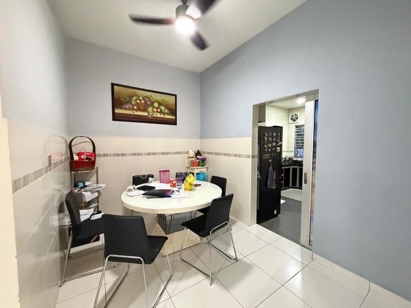 2-storey Terraced House for Sale in Taman Nusa Idaman (Iskandar Puteri (Nusajaya)) - Tommy Tai - Dining Room - PropertyGuru.com.my