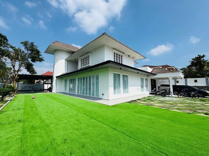 Rumah Banglo untuk Dijual di Seksyen 6 (Shah Alam) - Muizz Razak - Exterior - PropertyGuru.com.my
