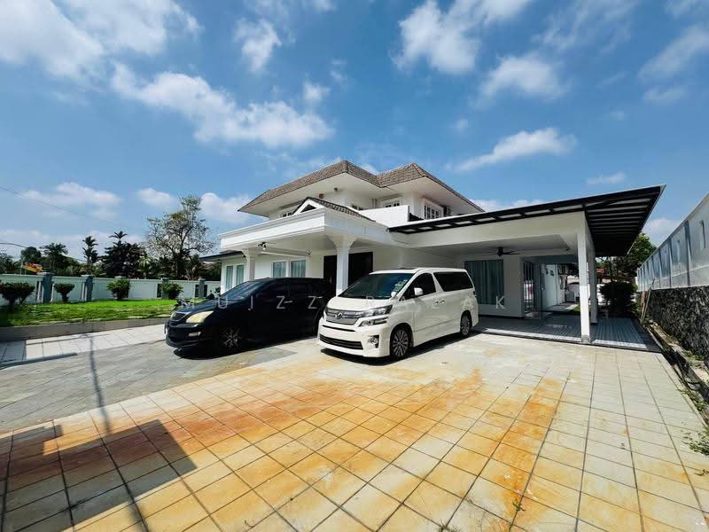 Rumah Banglo untuk Dijual di Seksyen 6 (Shah Alam) - Muizz Razak - Exterior - PropertyGuru.com.my