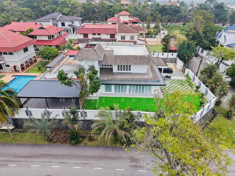 Rumah Banglo untuk Dijual di Seksyen 6 (Shah Alam) - Muizz Razak - Exterior - PropertyGuru.com.my