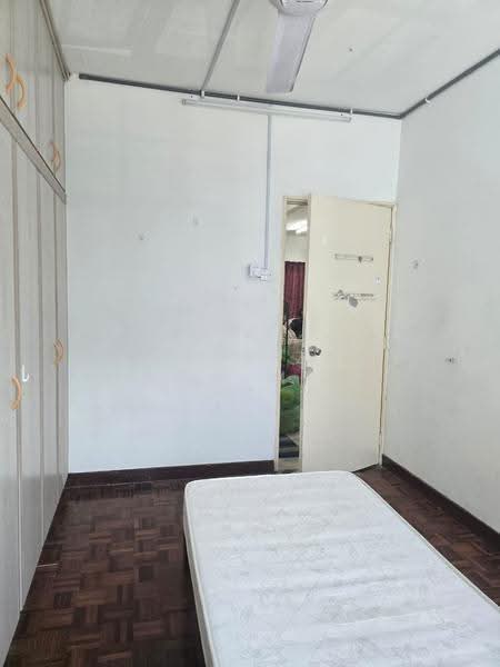 Pangsapuri untuk Disewa di Desa Pandan Apartment - Rosniza Mohamed - Bedroom - PropertyGuru.com.my