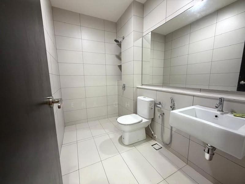 Rumah Teres 2-Tingkat untuk Disewa di Senibong (Permas Jaya) - Vera Cheong - Bathroom - PropertyGuru.com.my
