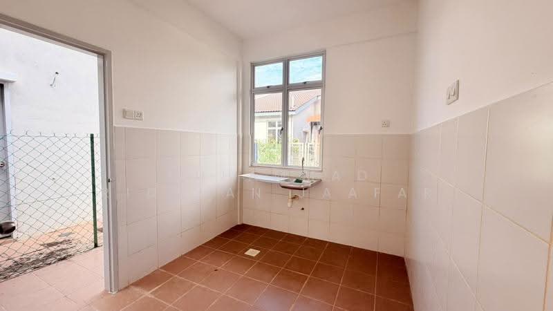 Rumah Teres untuk Dijual di Pasir Mas (Kelantan) - Muhammad Ridhuan Jaafar - Kitchen - PropertyGuru.com.my