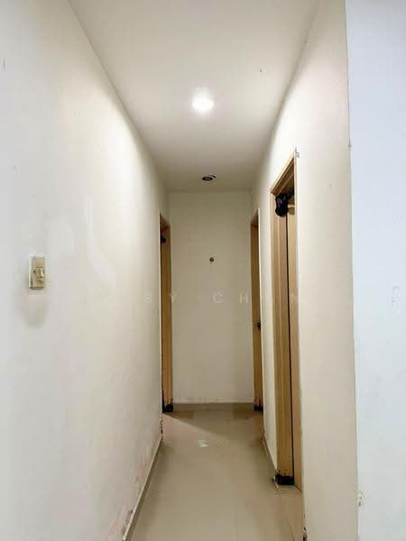 Condominium for Rent at Indah Condominium - Abby Chan - Corridor - PropertyGuru.com.my