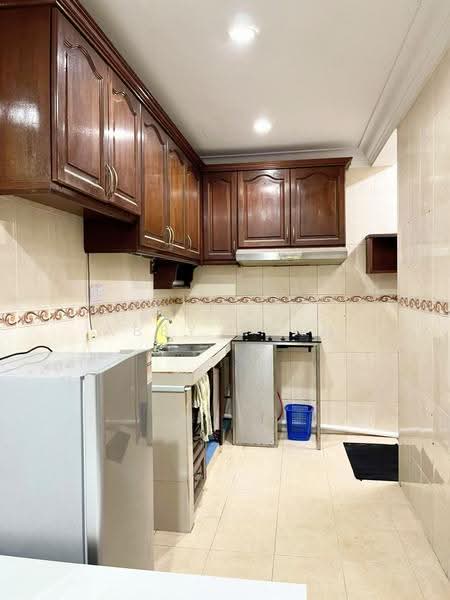 Condominium for Rent at Indah Condominium - Abby Chan - Kitchen - PropertyGuru.com.my