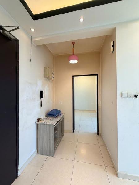 Kediaman Servis untuk Disewa di The Garden Residences - Danny Tey - Entrance - PropertyGuru.com.my