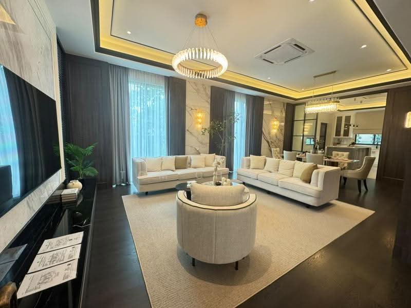 Cluster House for Sale in Taman Sutera Utama (Skudai) - Tom Chiew - Living Room - PropertyGuru.com.my