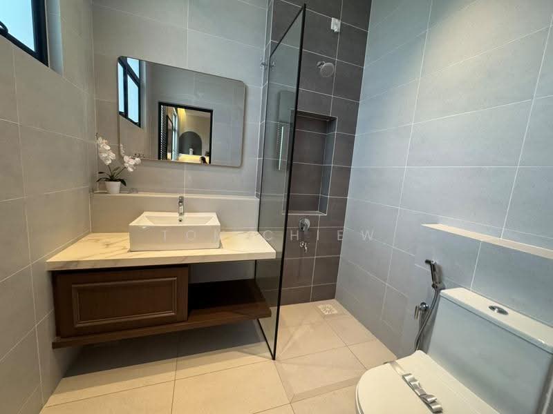 Cluster House for Sale in Taman Sutera Utama (Skudai) - Tom Chiew - Bathroom - PropertyGuru.com.my