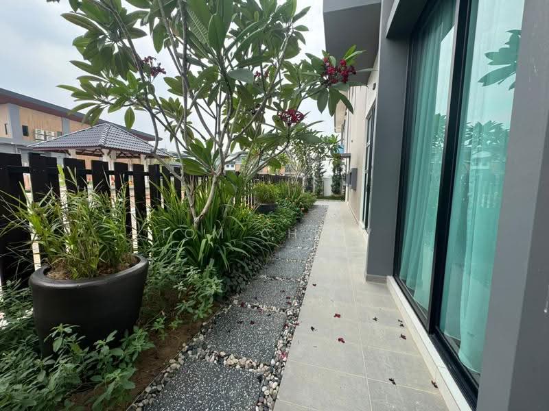 Cluster House for Sale in Taman Sutera Utama (Skudai) - Tom Chiew - Exterior - PropertyGuru.com.my