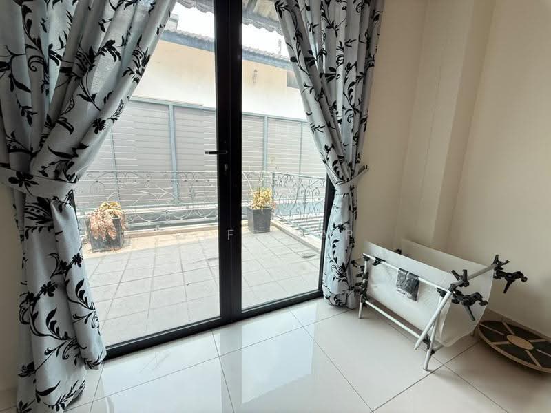 Cluster House for Sale in Nusa Duta (Iskandar Puteri (Nusajaya)) - Jeff Yap - Balcony - PropertyGuru.com.my
