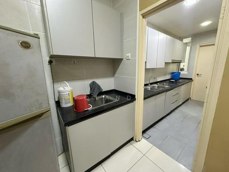 Service Residence for Sale at KSL Residence @ Daya - Yoland . - Kitchen - PropertyGuru.com.my