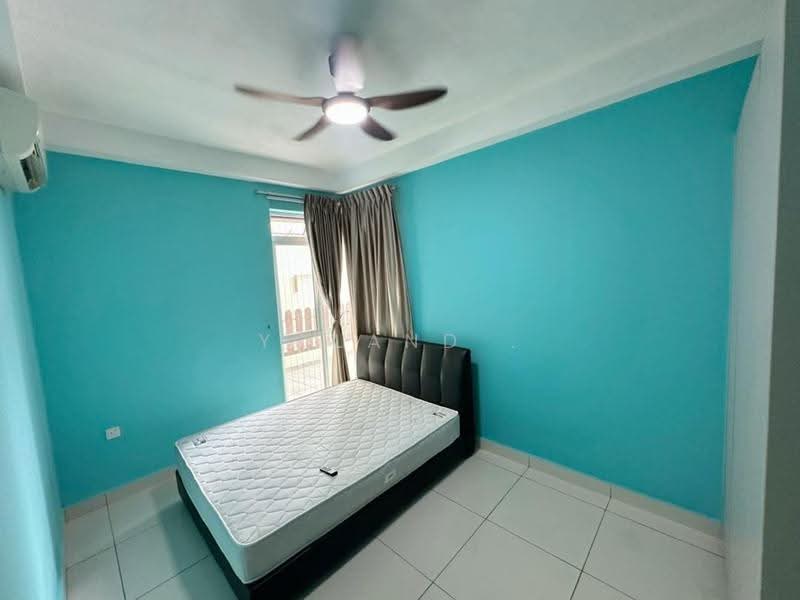 Service Residence for Sale at KSL Residence @ Daya - Yoland . - Bedroom - PropertyGuru.com.my