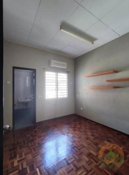 2-storey Terraced House for Sale in Bandar Botanic (Klang) - Chloe Tan - PropertyGuru.com.my