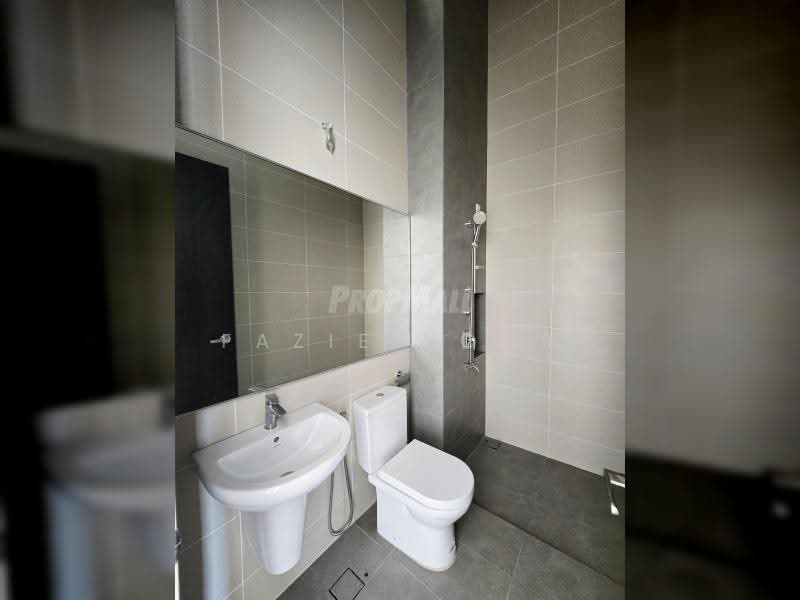 2-storey Terraced House for Sale in Elmina (Shah Alam) - Fazie Noor - Bathroom - PropertyGuru.com.my