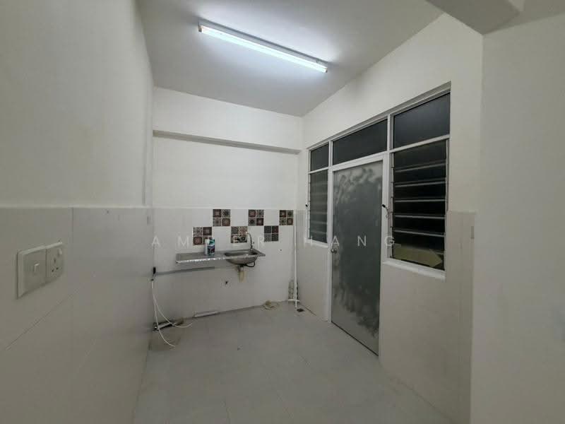 Kondominium untuk Disewa di Summer Place - Amber Hang - PropertyGuru.com.my