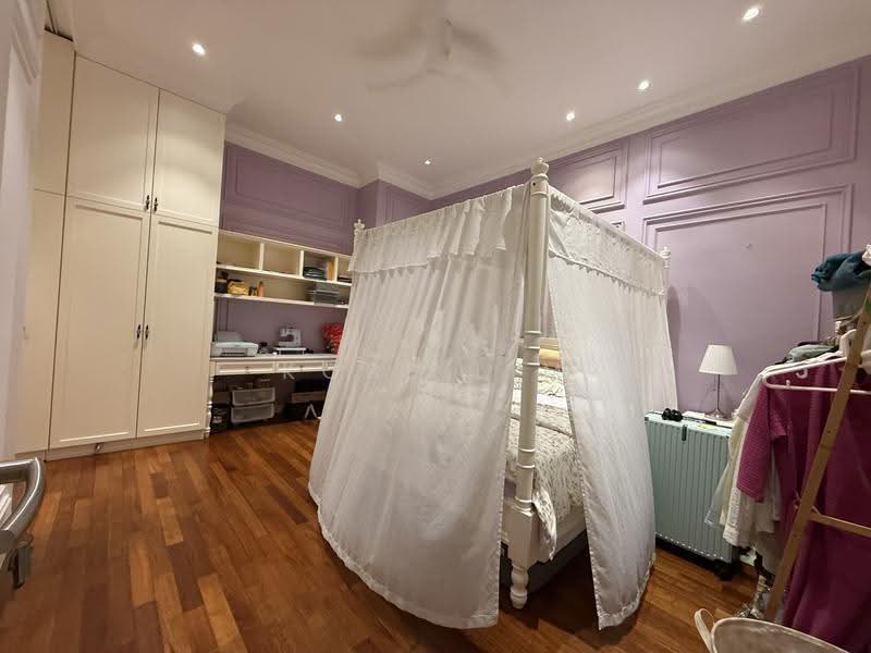 Kediaman Servis untuk Dijual di Pavilion Hilltop - Kobe Lim - Bedroom - PropertyGuru.com.my