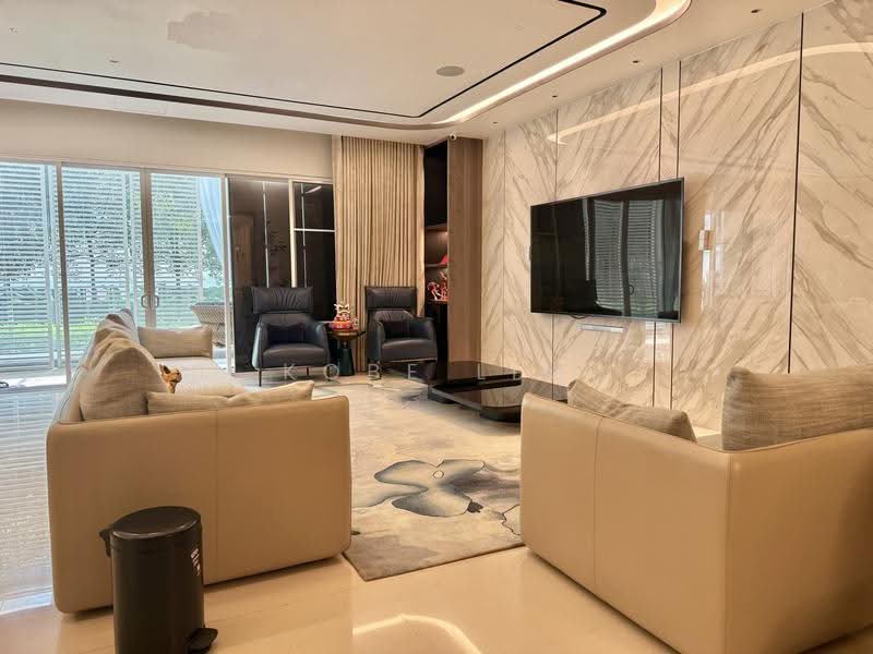 Kediaman Servis untuk Dijual di Pavilion Hilltop - Kobe Lim - Living Room - PropertyGuru.com.my