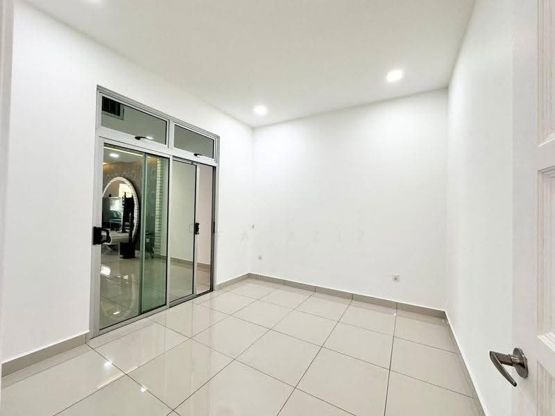 Rumah Teres 2.5-Tingkat untuk Disewa di Skudai (Johor) - Eifa Aziz - PropertyGuru.com.my