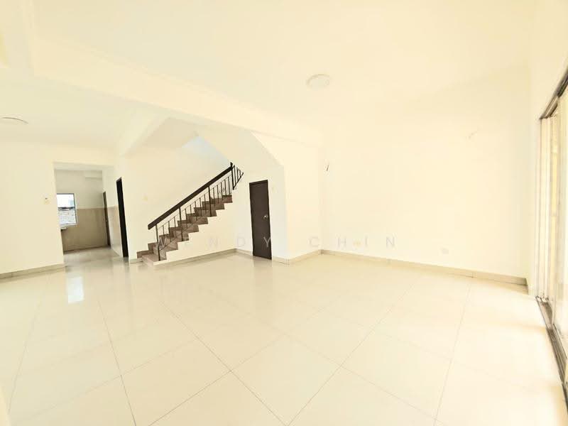 2-storey Terraced House for Sale in TAMAN PUCHONG UTAMA (Puchong) - Wendy Chin - Living Room - PropertyGuru.com.my