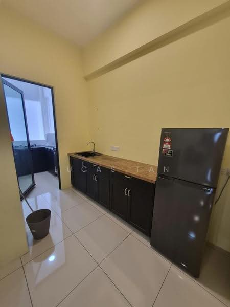 Service Residence for Rent at Mahkota Impian - Lucas Tan - Kitchen - PropertyGuru.com.my