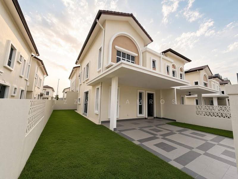 Cluster House for Sale in Kajang (Selangor) - Izzat Zamros - Exterior - PropertyGuru.com.my