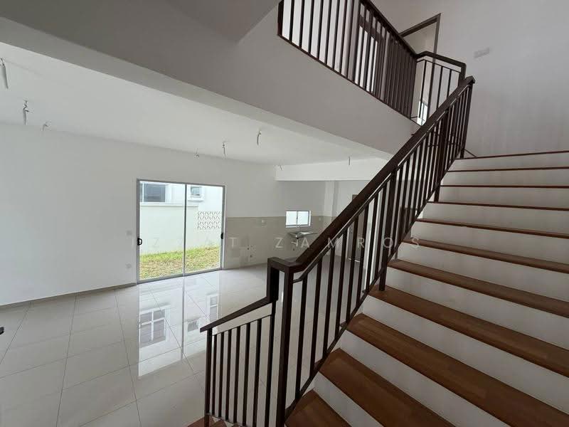 Cluster House for Sale in Kajang (Selangor) - Izzat Zamros - Interior - PropertyGuru.com.my