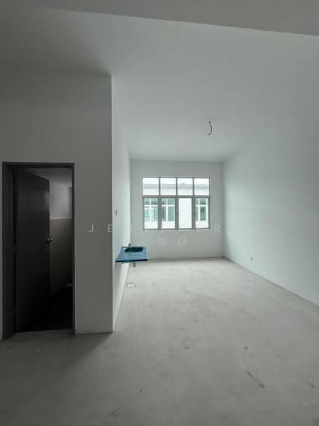 Shop / Office for Rent in Jenjarom (Selangor) - Jeniffer P'ng - Interior - PropertyGuru.com.my