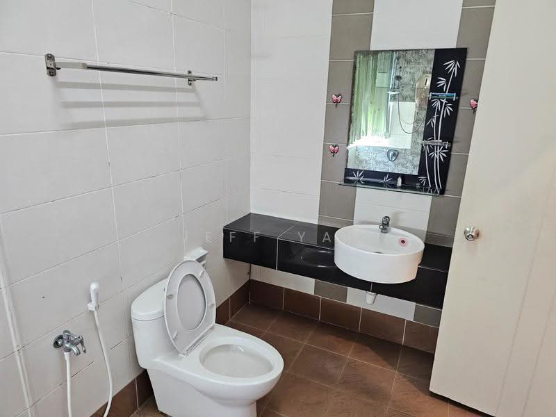 Cluster House for Rent in Taman Nusa Bestari (Iskandar Puteri (Nusajaya)) - Jeff Yap - Bathroom - PropertyGuru.com.my