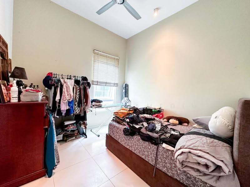 Rumah Berkembar untuk Dijual di Cahaya Spk (Shah Alam) - Adzura Zamedin - Bedroom - PropertyGuru.com.my