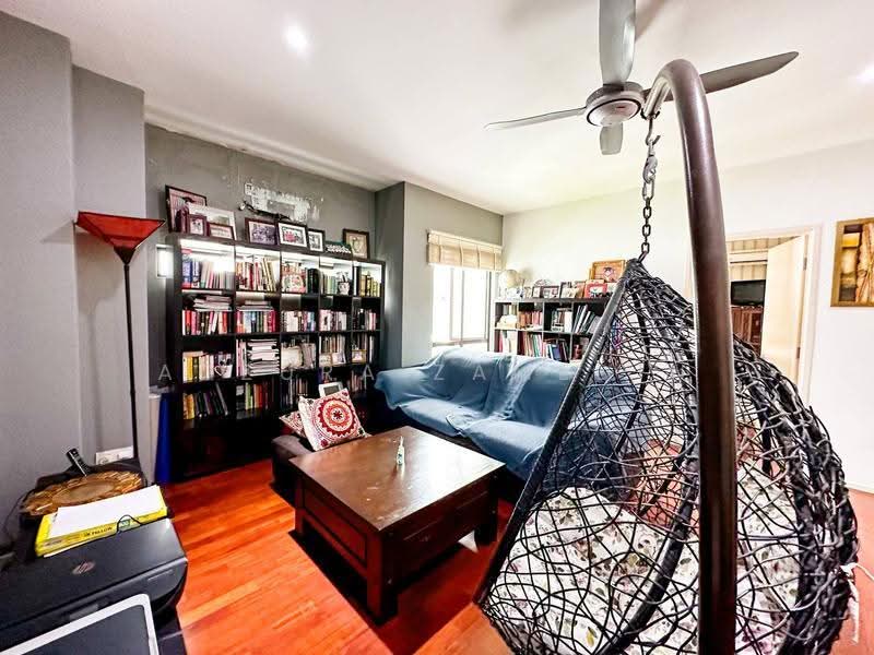 Rumah Berkembar untuk Dijual di Cahaya Spk (Shah Alam) - Adzura Zamedin - Living Room - PropertyGuru.com.my
