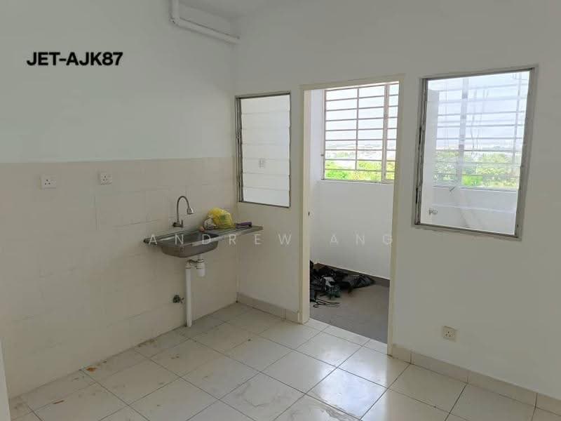 Apartment for Sale at Pangsapuri Seri Mutiara - Andrew Ang - Kitchen - PropertyGuru.com.my