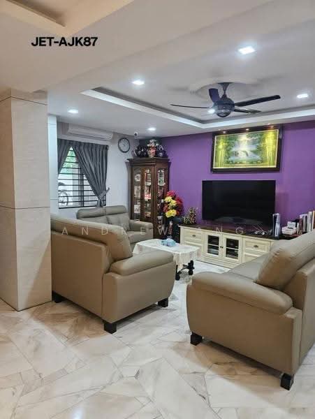 Rumah Teres 2-Tingkat untuk Dijual di Bandar Puteri Klang (Klang) - Andrew Ang - Living Room - PropertyGuru.com.my