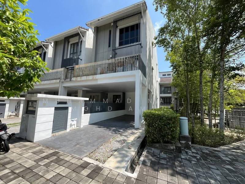 Townhouse for Sale in Bangi (Selangor) - Muhammad Nazli Mohd Amin - Exterior - PropertyGuru.com.my