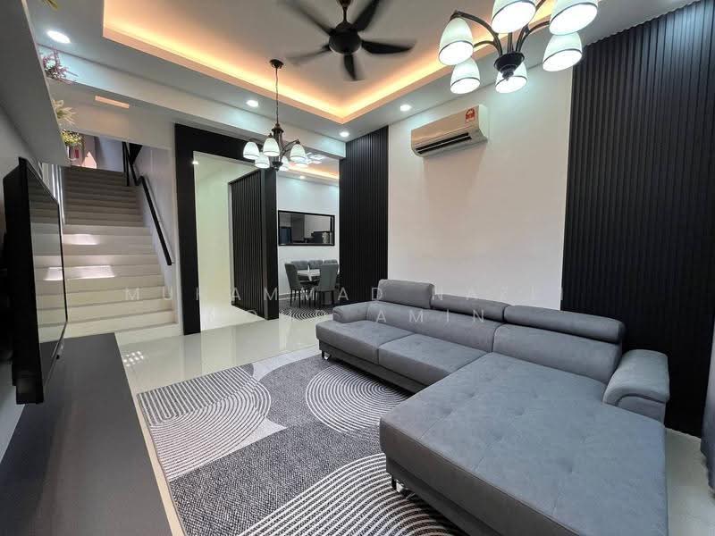 Townhouse for Sale in Bangi (Selangor) - Muhammad Nazli Mohd Amin - Living Room - PropertyGuru.com.my