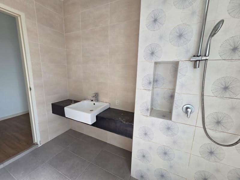 Terraced House for Sale in Shah Alam (Selangor) - Joyce Kok - Bathroom - PropertyGuru.com.my