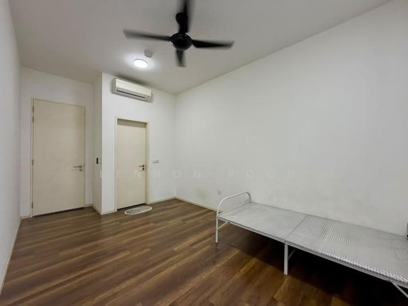 Kediaman Servis untuk Disewa di SqWhere Service Apartments - Lennon Poon - Bedroom - PropertyGuru.com.my