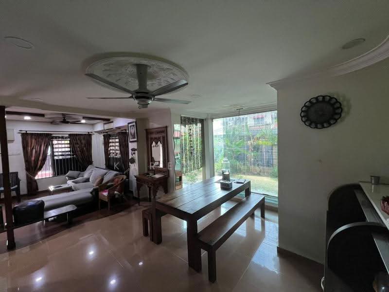 2-storey Terraced House for Sale in Taman Bunga Negara (Shah Alam) - Karen Ong - Living Room - PropertyGuru.com.my