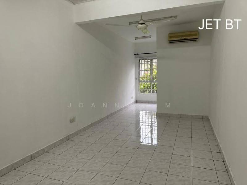 2-storey Terraced House for Sale in Bandar Botanic (Klang) - Joanne Lim - Living Room - PropertyGuru.com.my