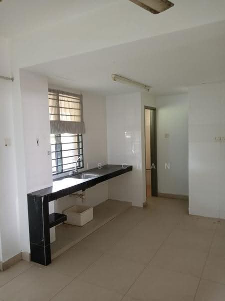 2.5-storey Terraced House for Sale in Taman Sri Rampai (Wangsa Maju) - Levis Chan - Kitchen - PropertyGuru.com.my