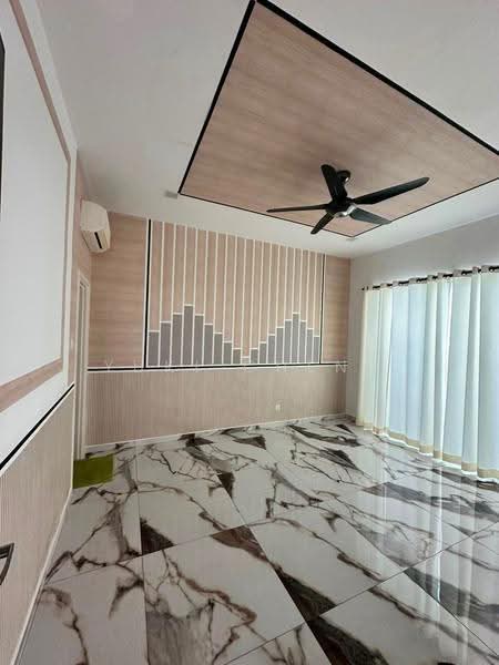 Link Bungalow for Sale in Senibong (Permas Jaya) - Yuki Cheng - Living Room - PropertyGuru.com.my