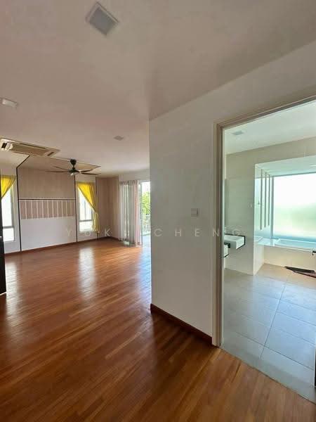 Link Bungalow for Sale in Senibong (Permas Jaya) - Yuki Cheng - Living Room - PropertyGuru.com.my