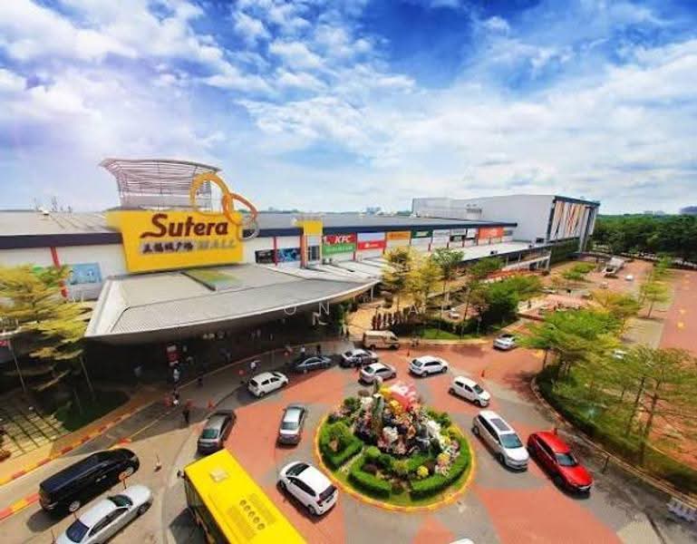 Shop for Rent in Taman Sutera (Johor Bahru) - Fion Tai - Exterior - PropertyGuru.com.my