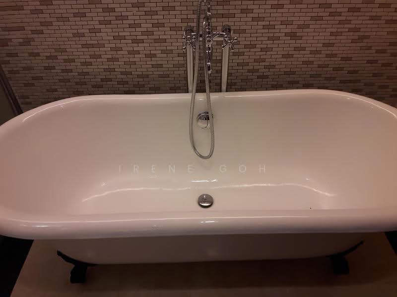 Kondominium untuk Disewa di Quayside Seafront Resort Condominiums - Irene Goh - Bathroom - PropertyGuru.com.my