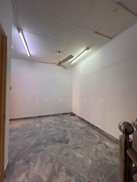 Rumah Teres untuk Dijual di Bandar Kinrara Seksyen 5 (Bandar Kinrara) - Levis Chan - Interior - PropertyGuru.com.my